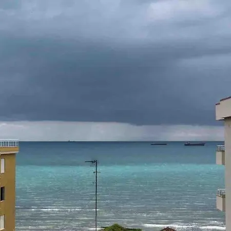 Sea View Deluxe Apartment Durres Exterior photo